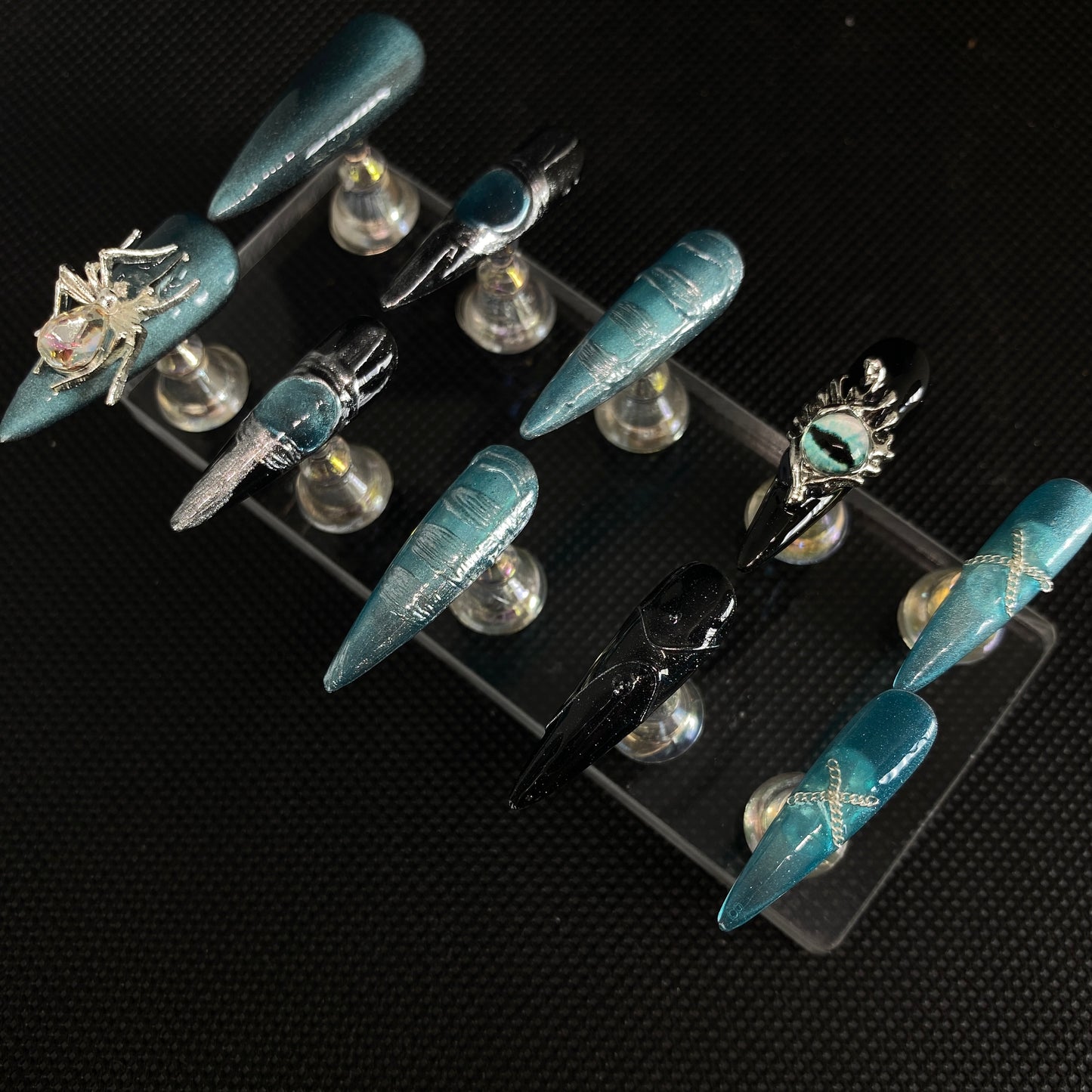 Arachnid Azure Eyes handmade press on nail #C032
