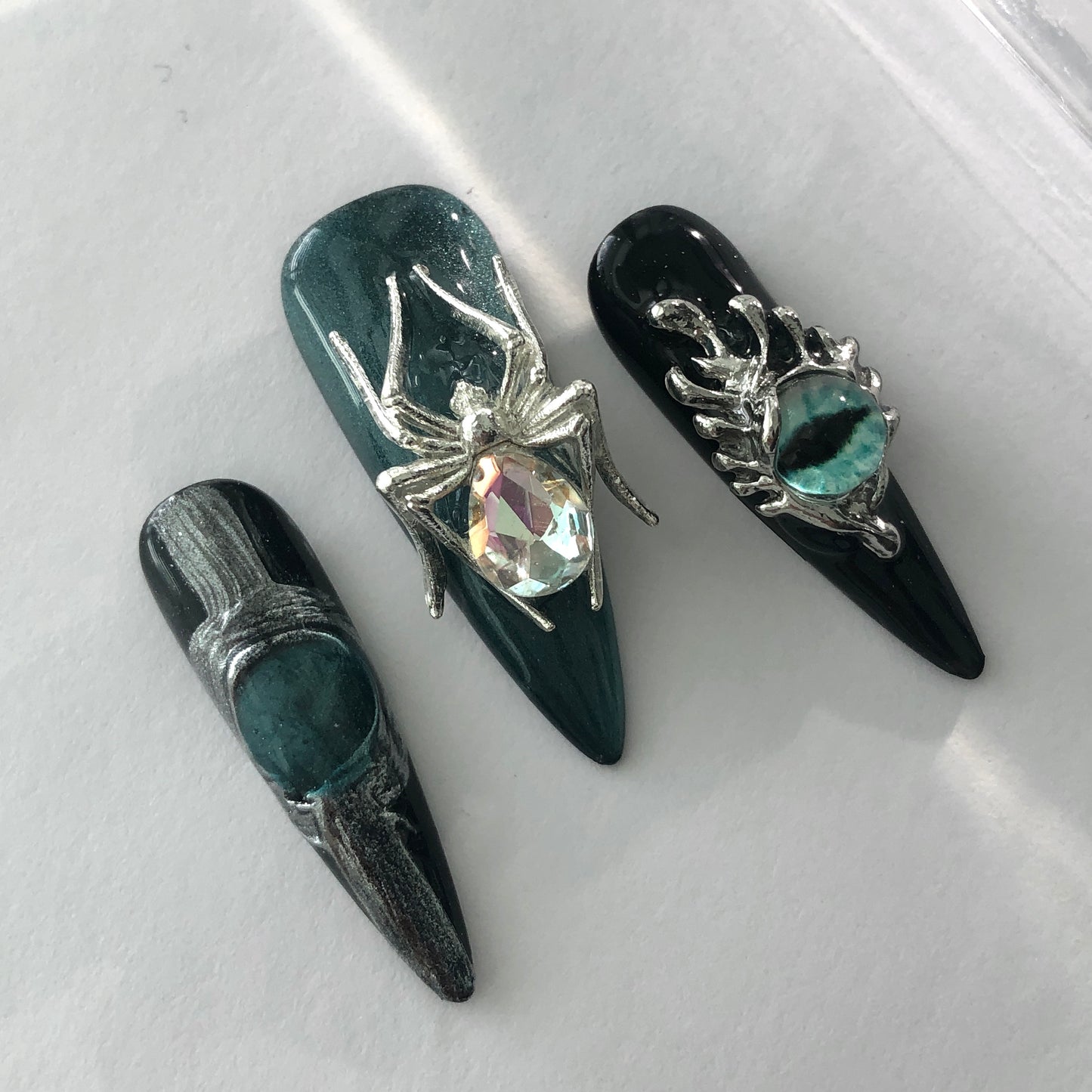 Arachnid Azure Eyes handmade press on nail #C032