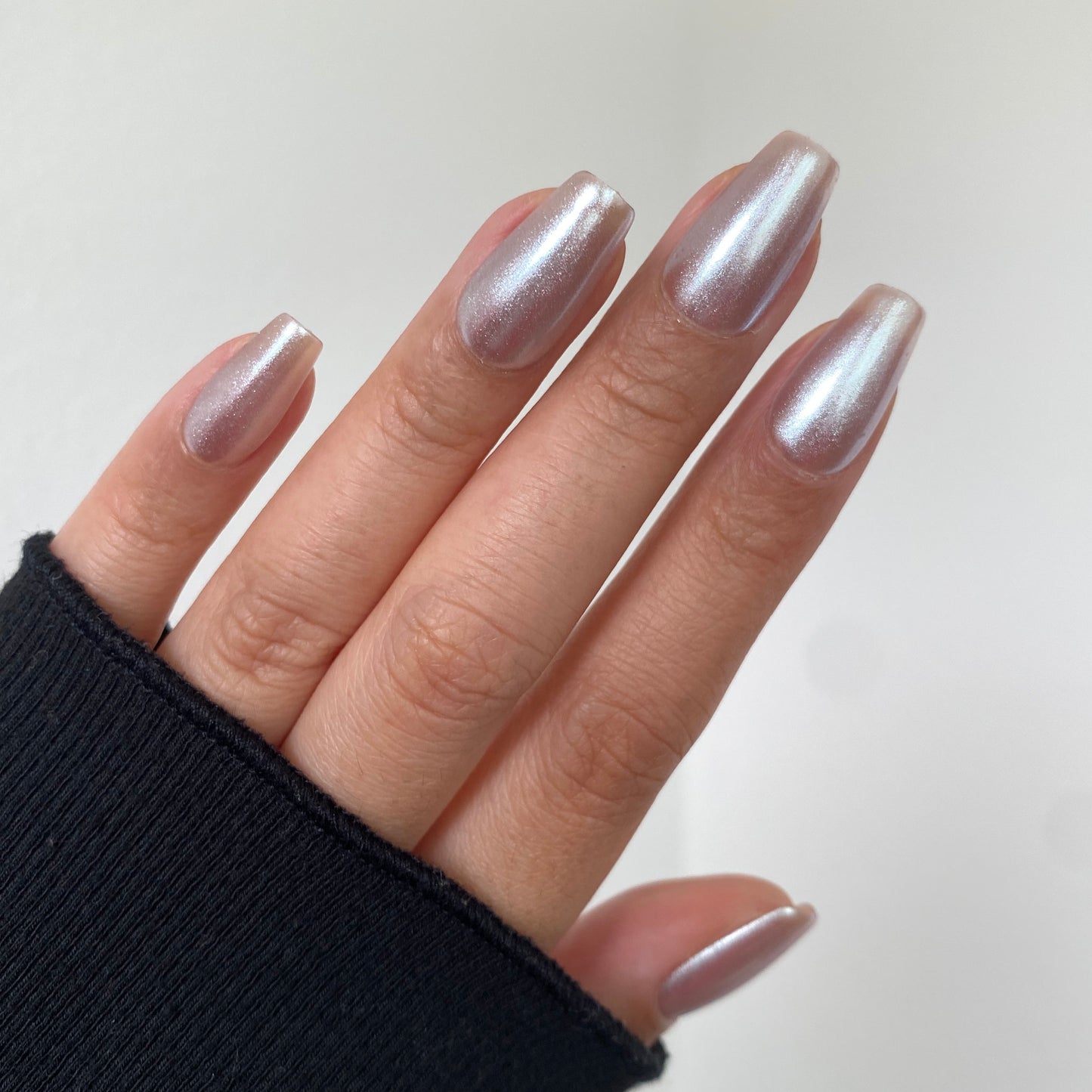 Champagne Lily handmade press on nailC021