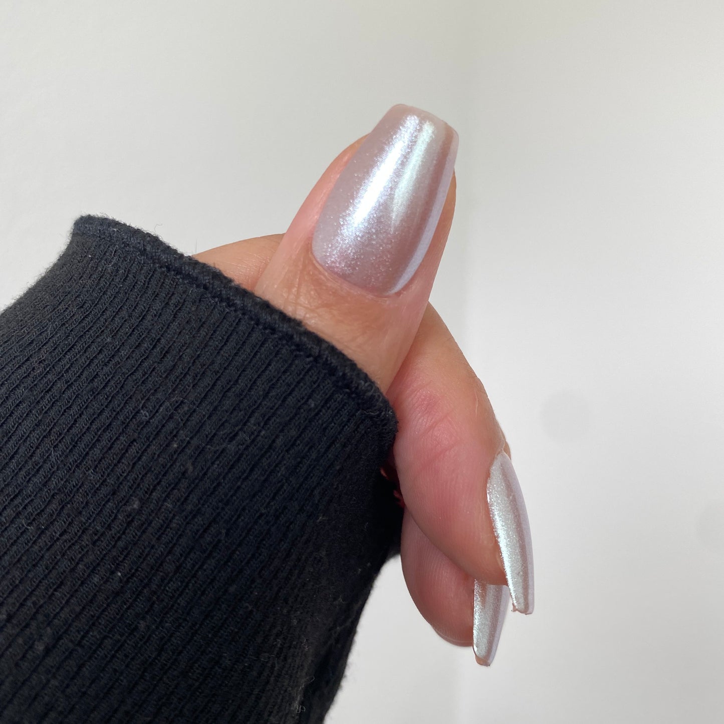 Champagne Lily handmade press on nailC021