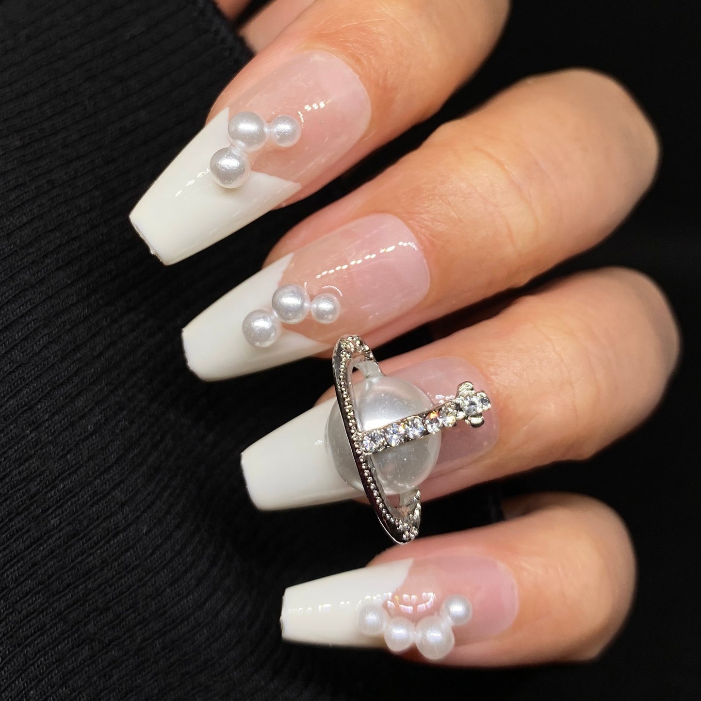 Silver Saturn French White Press-On Nails C014