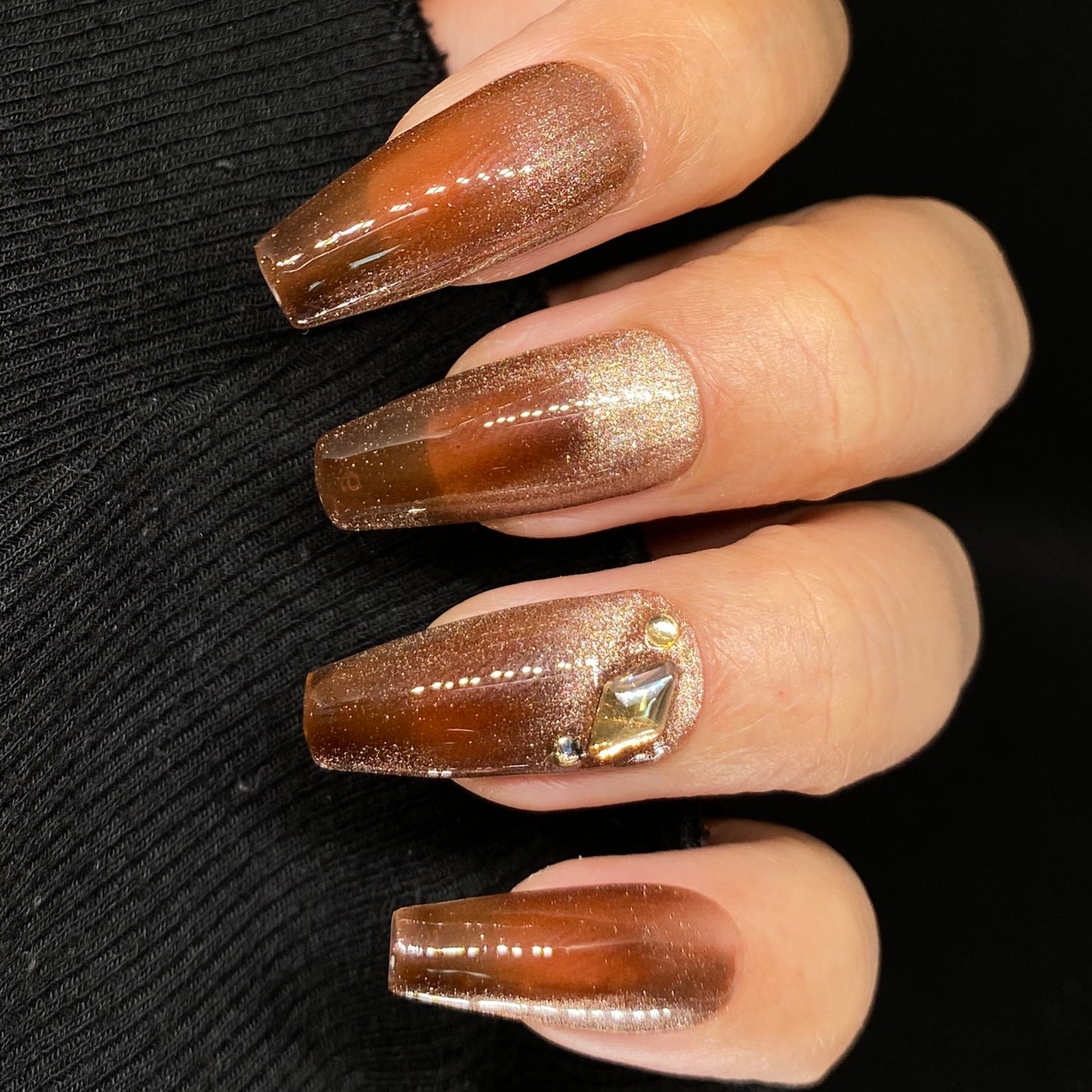 Chestnut Cat's  handmade press on nail #C053